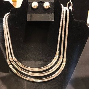 Necklace set